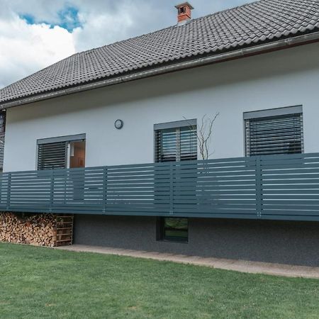 Apartma Lamberger Zirovnica Dış mekan fotoğraf