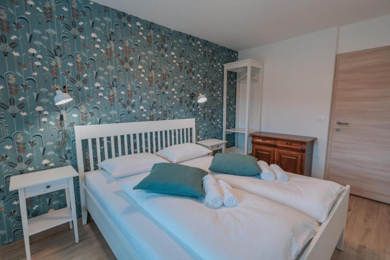 Apartma Lamberger Zirovnica Dış mekan fotoğraf